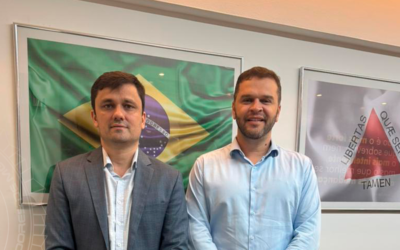 Charlles Evangelista, oficial de justiça e ex-deputado federal, visita a sede do SINDOJUS MG e reafirma compromisso com os oficiais de justiça